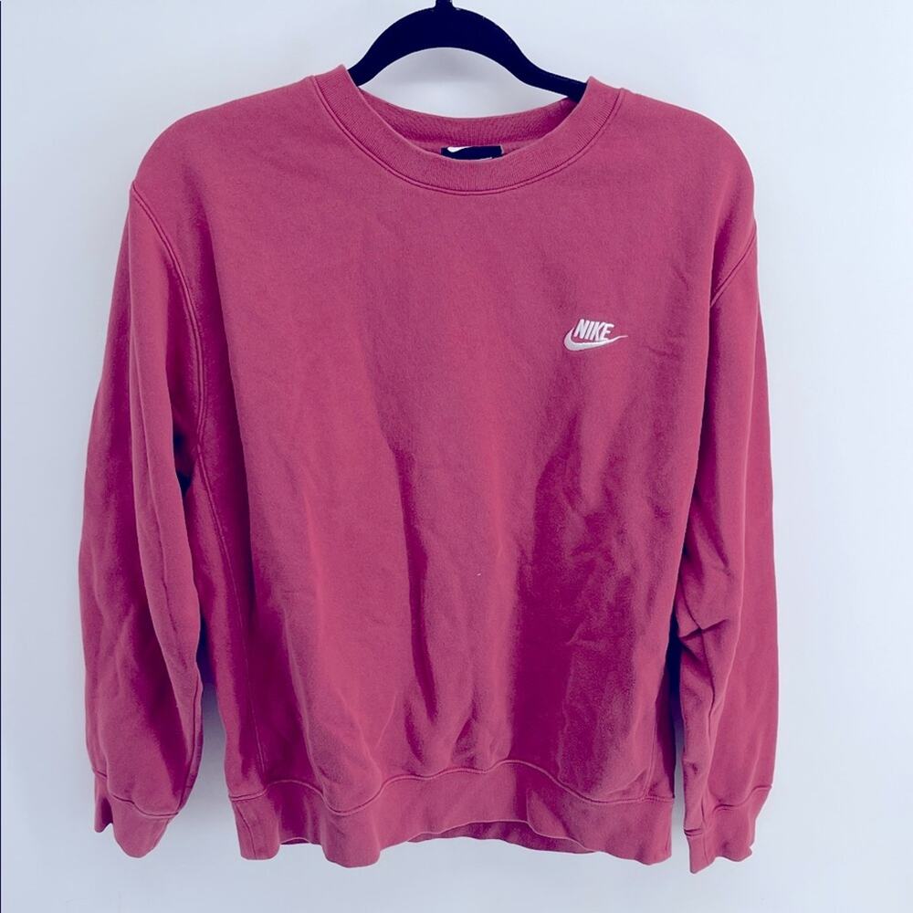 Nike small logo crewneck pullover sweatshirt sz M